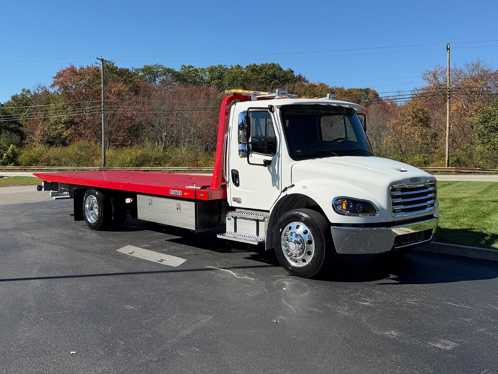 2025 Freightliner M2 (Key# 1883) 1